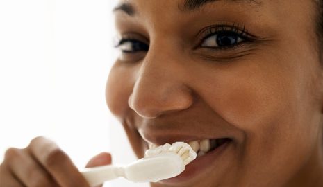 Understanding the Connection Between Diet and Dental Health in Women