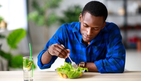 How Emotional Eating Affects Men’s Well-being