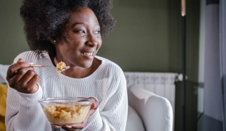 How to Recognize and Address Emotional Eating