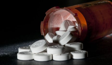 Risks and Benefits of Over-the-Counter Painkillers for Men